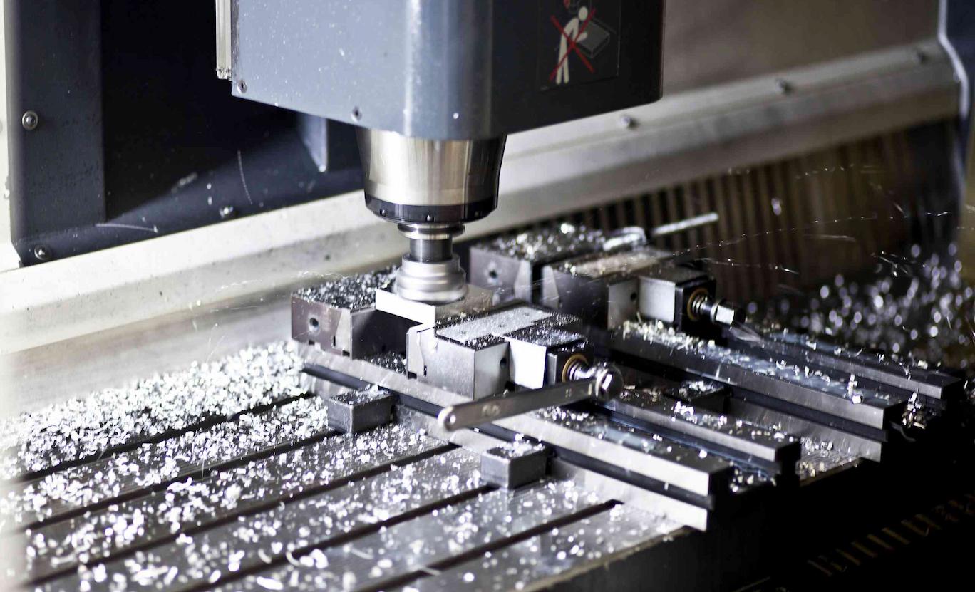 reparto produttivo moderno altamente robotizzato, lavorariamo tutte le leghe metalliche